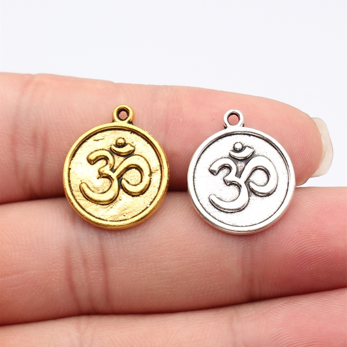 Om Yoga Meditatie Symbool Char - Jewelry Making The Well recensie en prijs